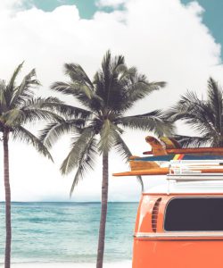 Vintage,Car,Parked,On,The,Tropical,Beach,(seaside),With,A